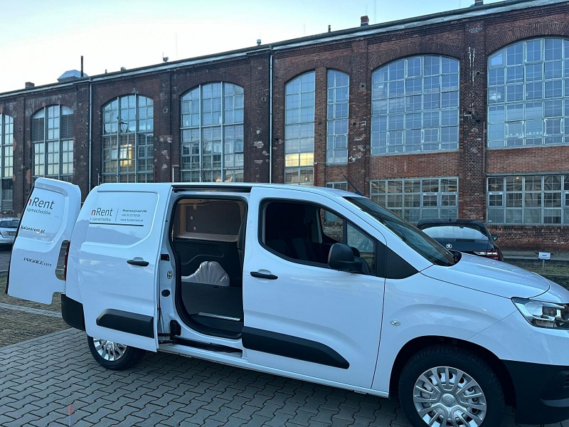 TOYOTA PROACE CITY LONG na wynajem