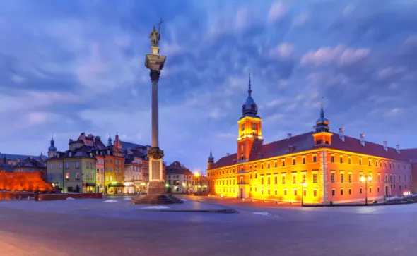 View of the market square and the Royal Castle in Warsaw
