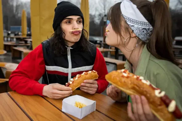 A couple of friends are raving about Polish street food 