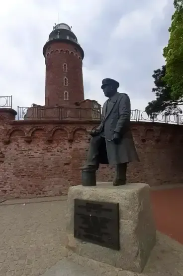 Kołobrzeg – latarnia morska z militarnym DNA