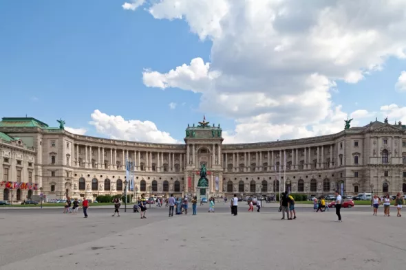 Biblioteka Narodowa Austrii – skarbnica wiedzy w sercu Hofburga