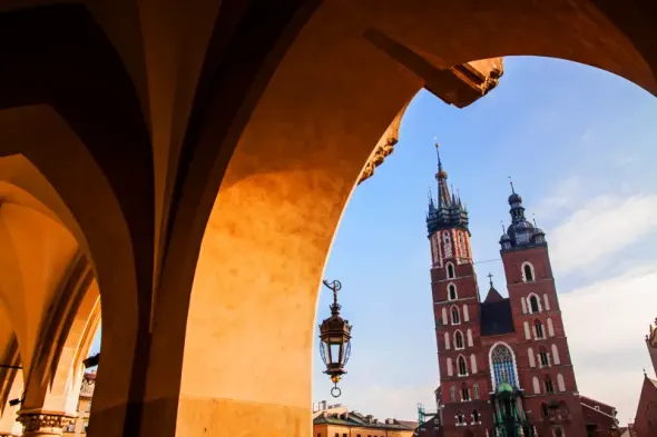 St. Mary's Basilica in Kraków, one of the highlights of a 10 day Poland itinerary by car