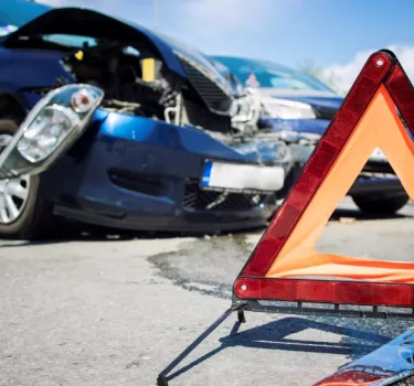 Czym jest kolizja drogowa i dlaczego kończy się mandatem ?