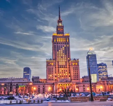 Warsaw city centre – the perfect starting point for one-day trips by car
