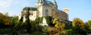 Zamek Bojnice na Słowacji – atrakcja blisko granicy z Polską